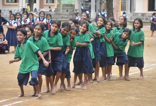 Tribal girls at Roop Kunvarba Kanya Vidhyalay